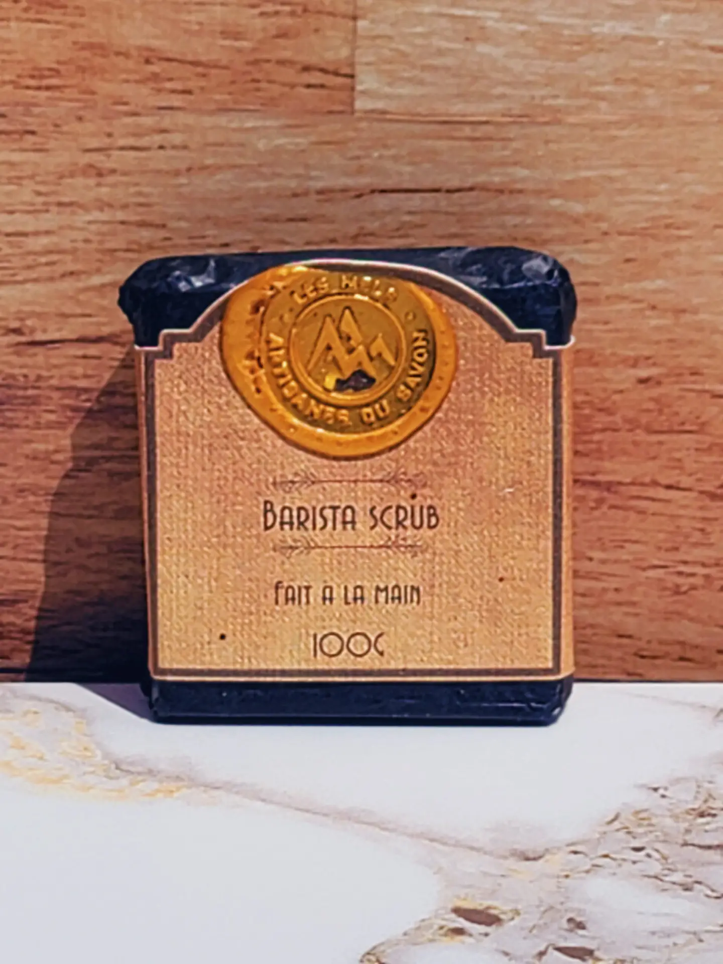 Savon naturel Barista Scrub fait à la main.